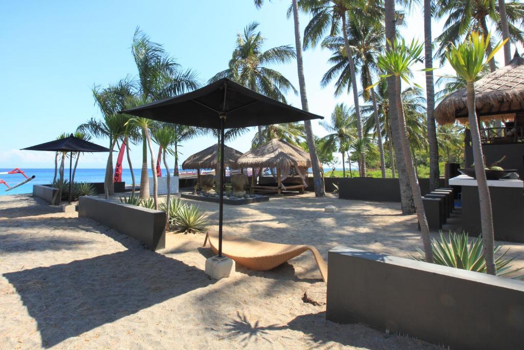 Qunci Villas Hotel Mangsit Exterior foto